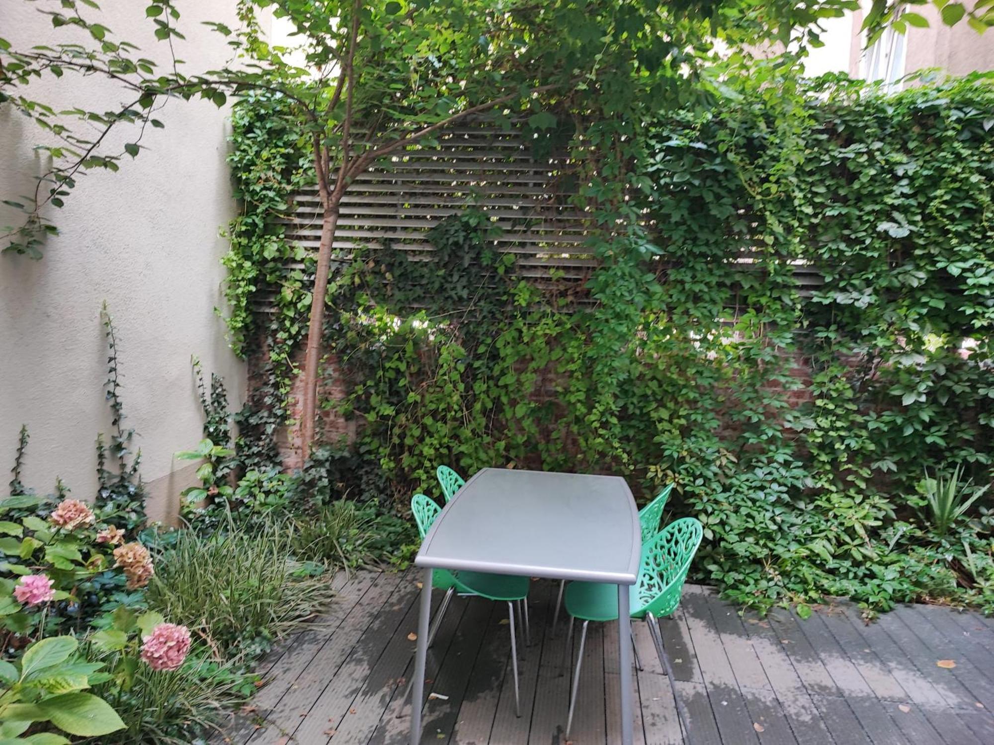 Central Vienna Apartment With Unique 40M2 City Garden & Self Check In Ngoại thất bức ảnh