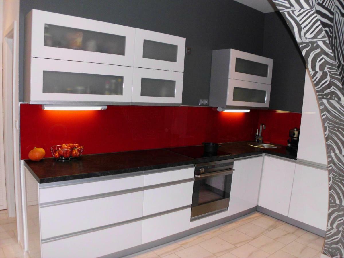 Central Vienna Apartment With Unique 40M2 City Garden & Self Check In Ngoại thất bức ảnh